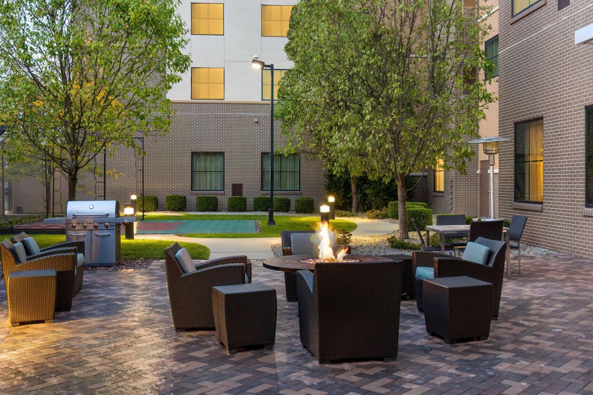 Residence Inn By Marriott Youngstown Warren/Niles Exterior foto
